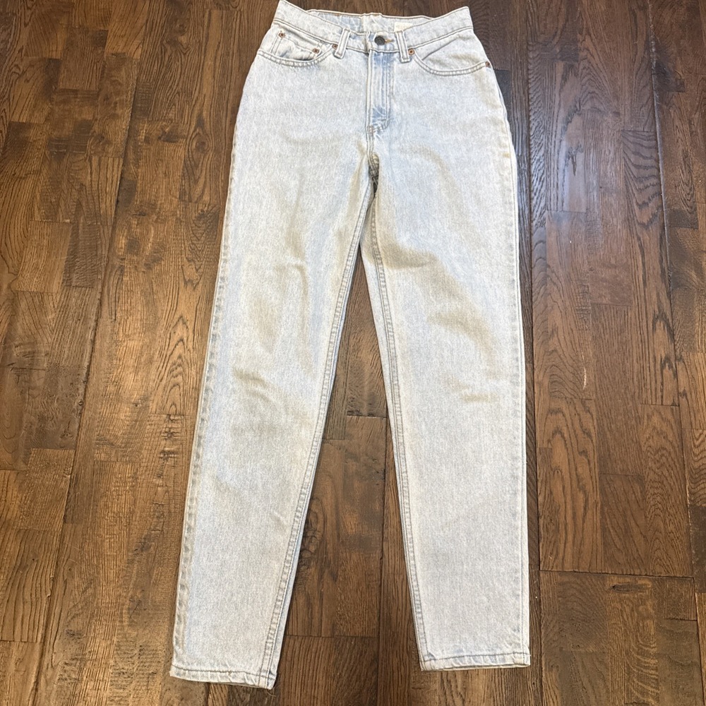 Vintage Levi’s 13512‑0233 Women’s Jeans – Size 5S – USA Made – Stone Wash 90s